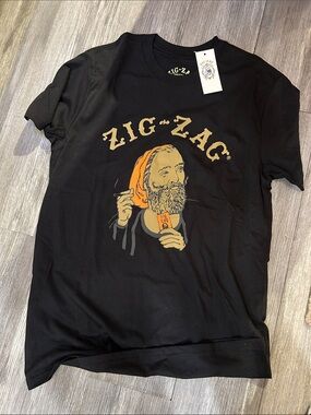 Zig-zag Black Graphic Logo Tee - Men's/womens Casual Shirt